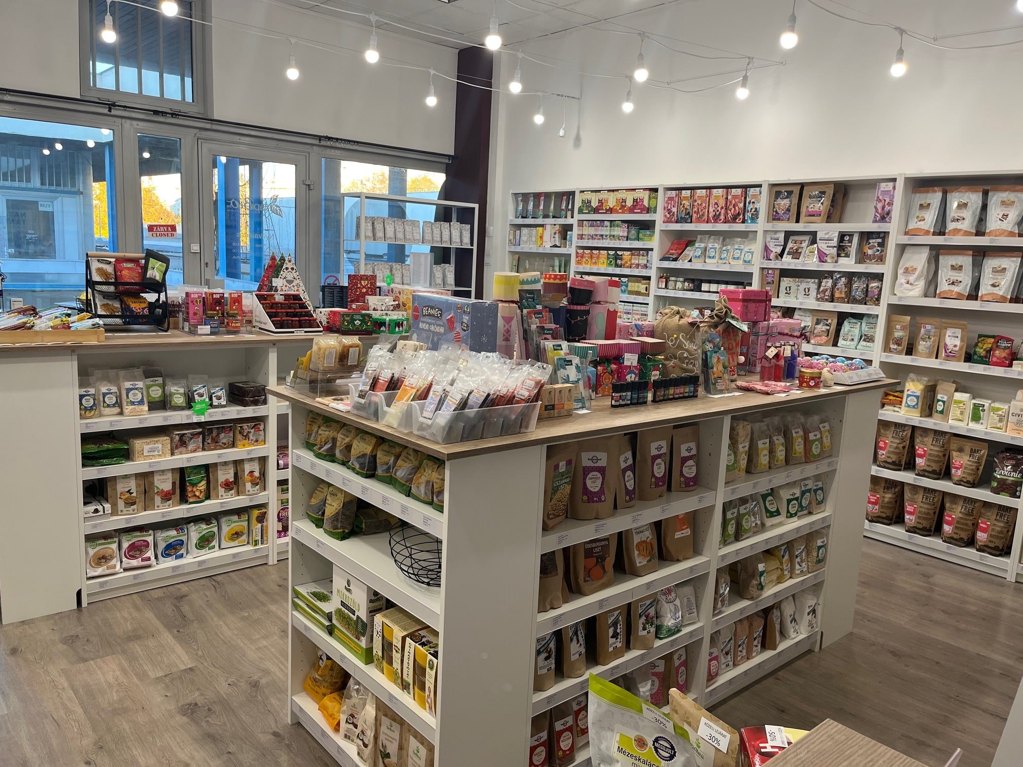 Tétényi út Biobolt belső tér 1