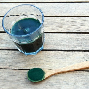 Használjuk ki a spirulina alga egészségügyi előnyeit, és legyünk egészségesek