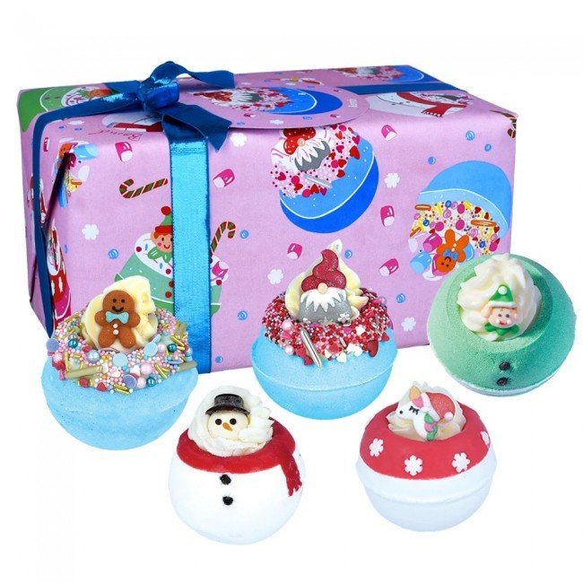 Bomb Cosmetics Karácsonyi pezsgés ajándékcsomag Bomb Cosmetics Karácsonyi pezsgés ajándékcsomag